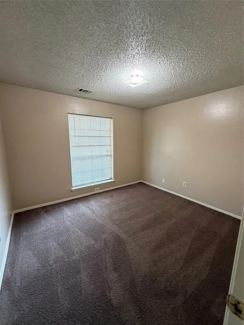 1221 Castleman Drive Cedar Hill, TX 75104