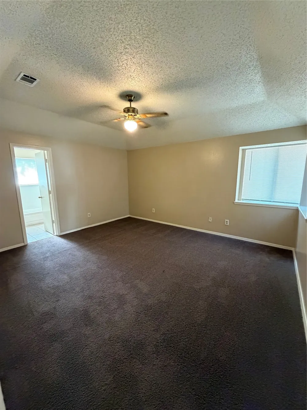 1221 Castleman Drive Cedar Hill, TX 75104