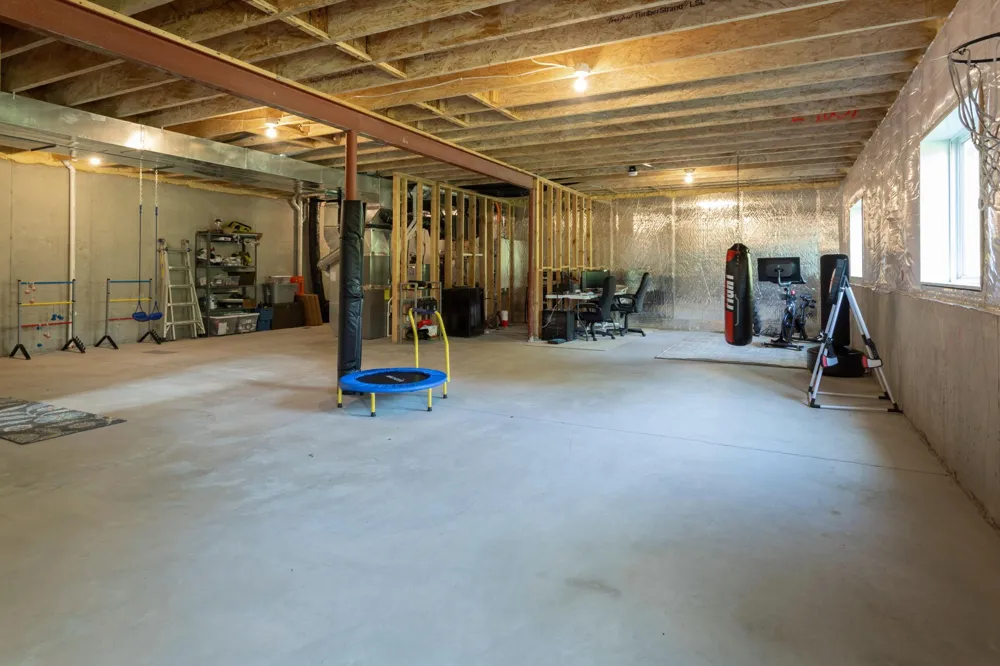 1237 Maple Lane Carver, MN 55315
