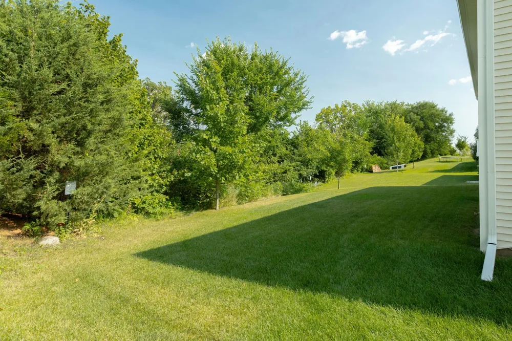 1237 Maple Lane Carver, MN 55315