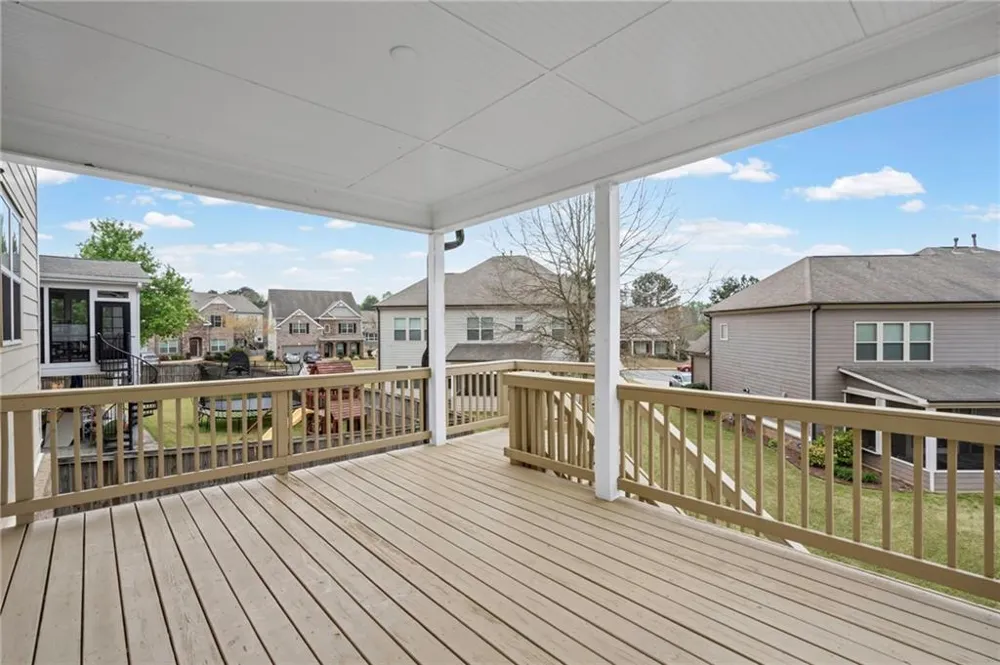 501 La Perla Drive Sugar Hill, GA 30518