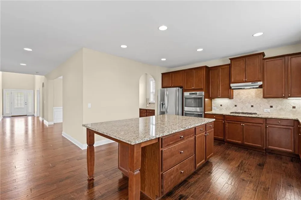 501 La Perla Drive Sugar Hill, GA 30518