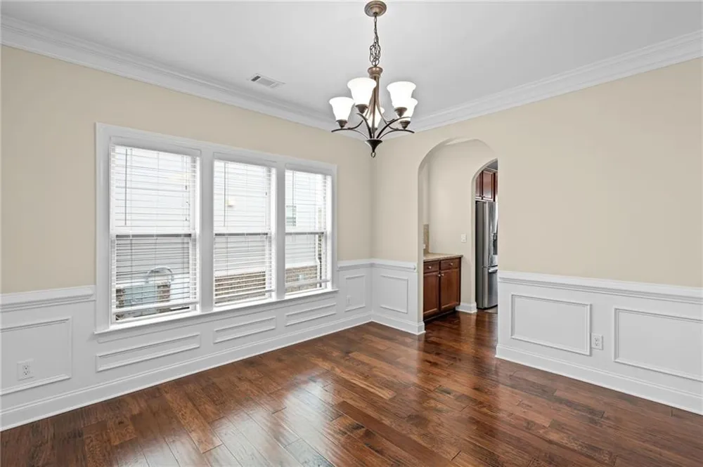 501 La Perla Drive Sugar Hill, GA 30518