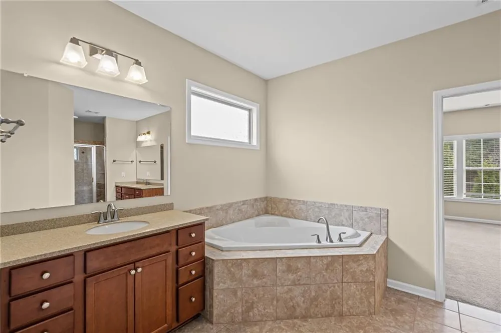 501 La Perla Drive Sugar Hill, GA 30518