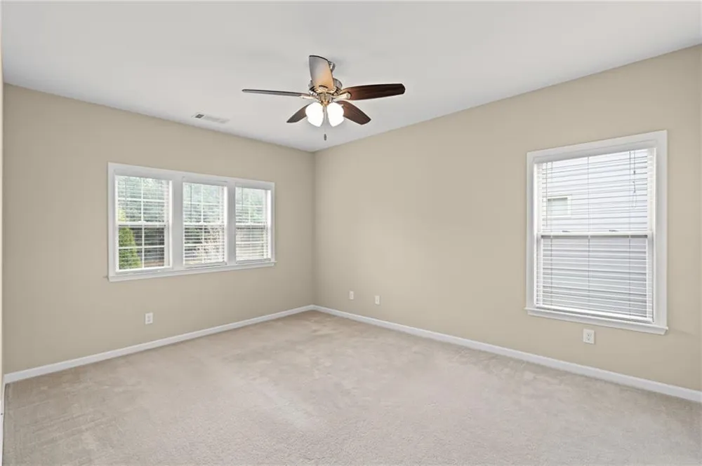 501 La Perla Drive Sugar Hill, GA 30518