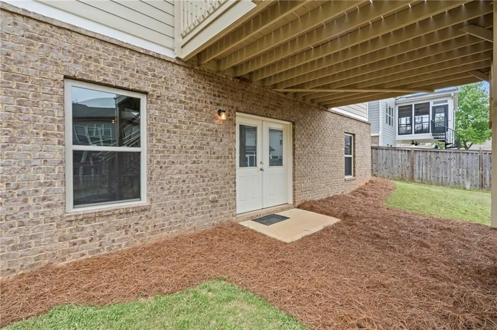 501 La Perla Drive Sugar Hill, GA 30518