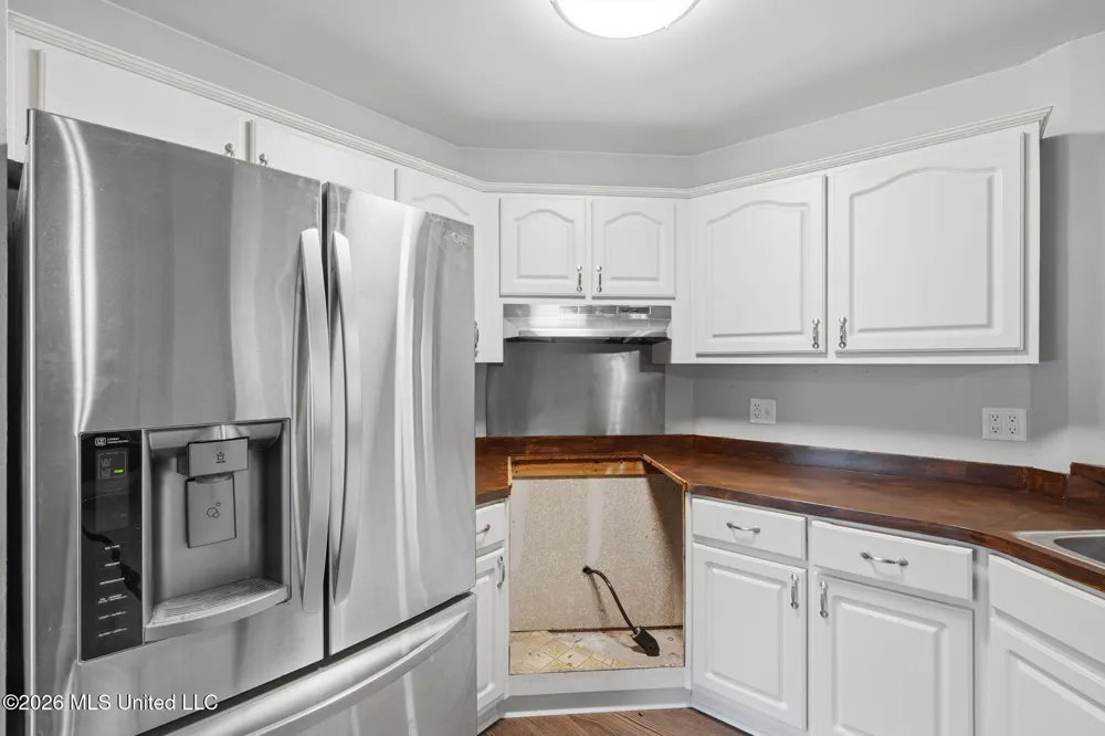 8505 Mermaid Avenue Ocean Springs, MS 39564