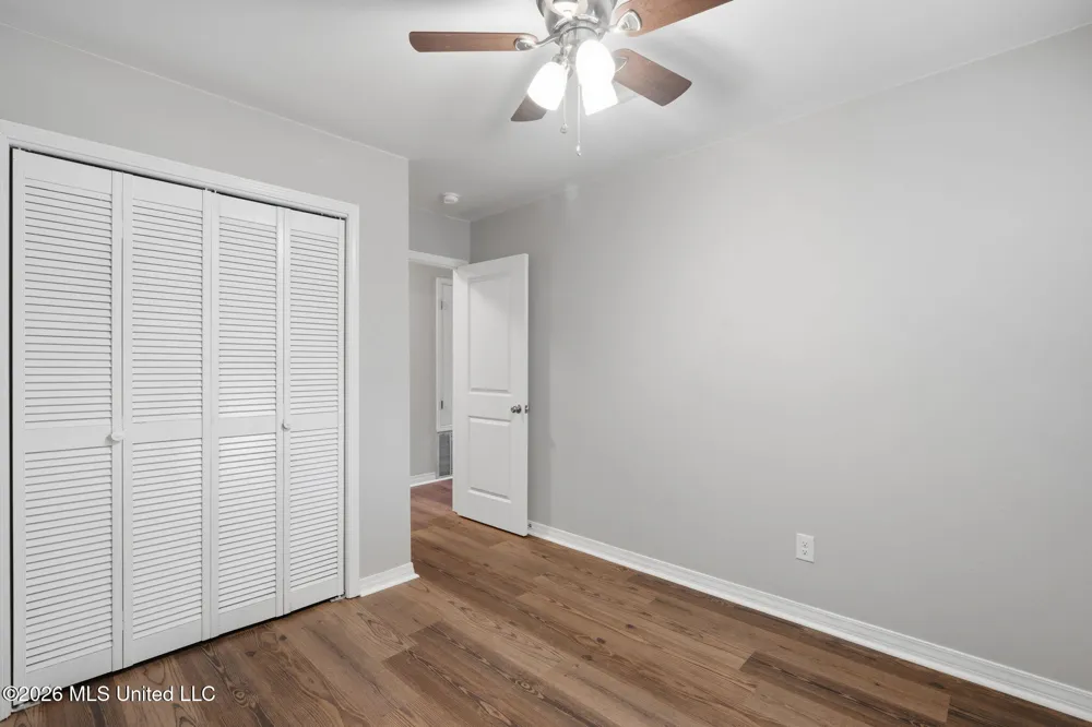 8505 Mermaid Avenue Ocean Springs, MS 39564