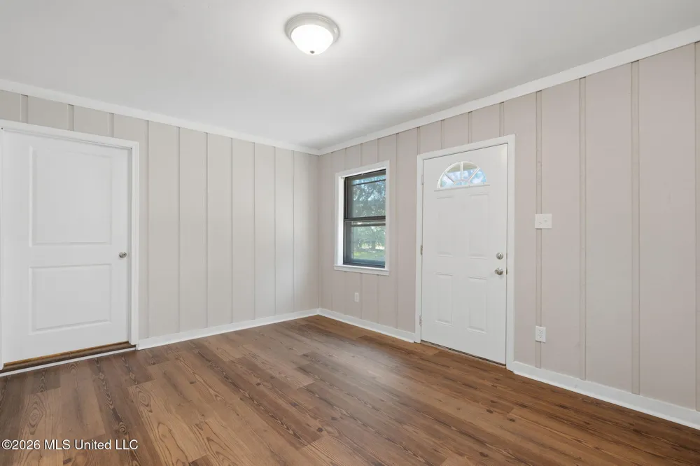 8505 Mermaid Avenue Ocean Springs, MS 39564