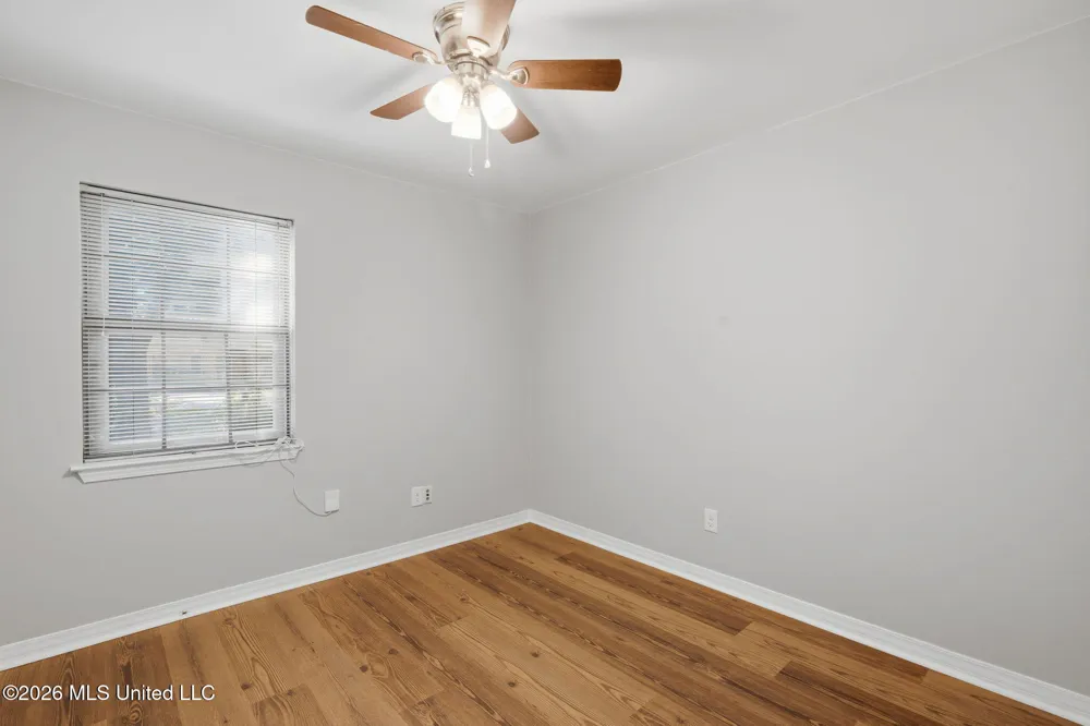 8505 Mermaid Avenue Ocean Springs, MS 39564