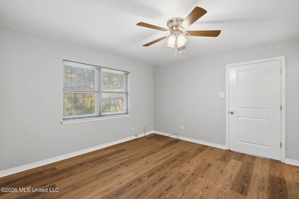 8505 Mermaid Avenue Ocean Springs, MS 39564