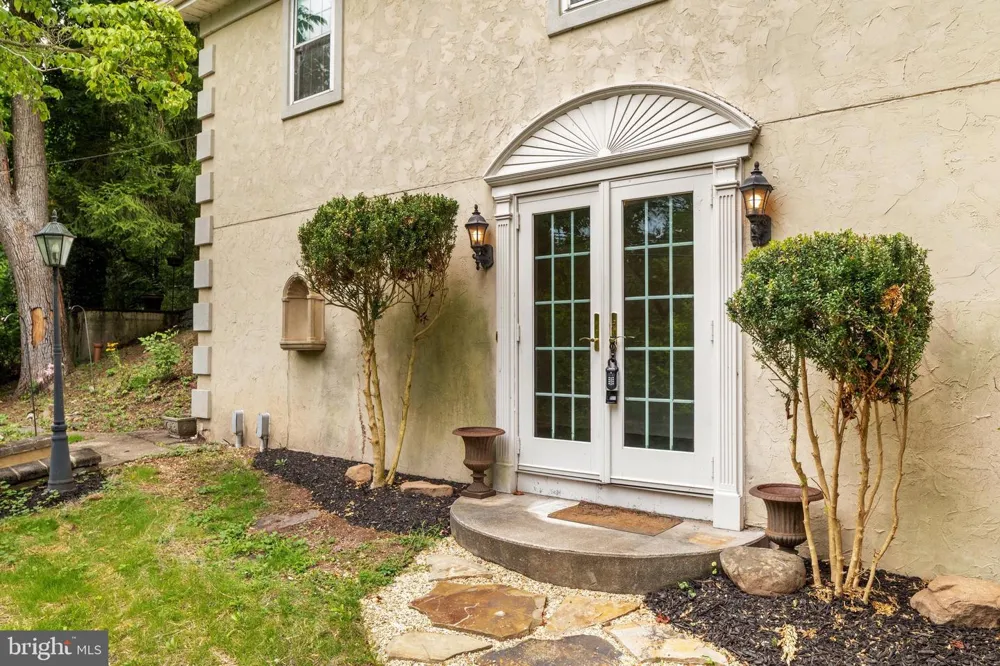 10170 CARPERS PIKE Yellow Spring, WV 26865