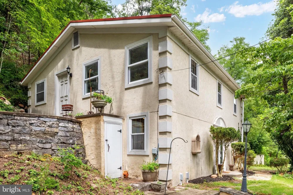 10170 CARPERS PIKE Yellow Spring, WV 26865
