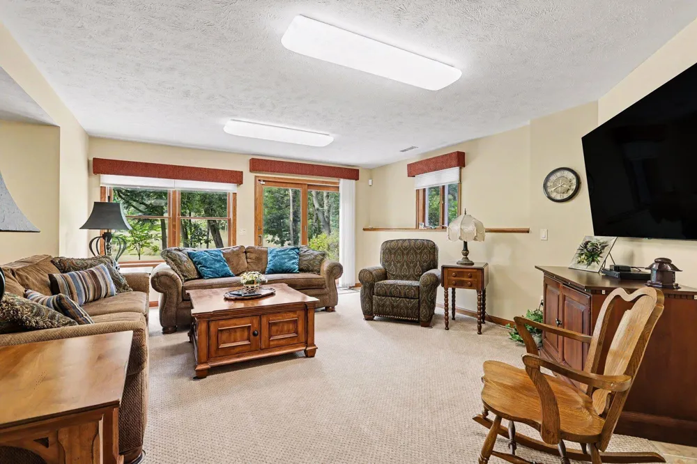 6457 Oak Court Berrien Center, MI 49102