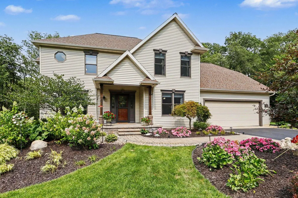 6457 Oak Court Berrien Center, MI 49102