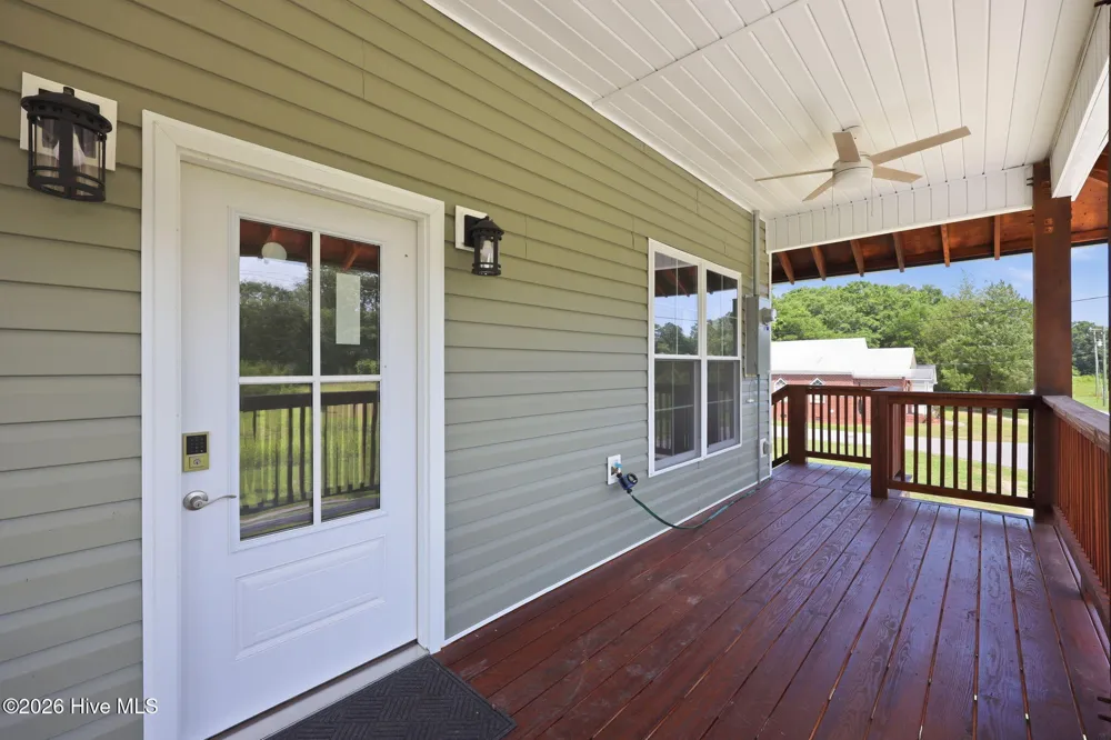 303 E Jones Street Trenton, NC 28585