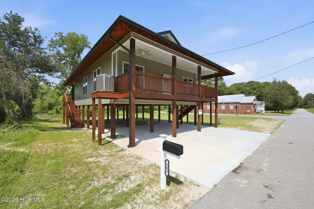 303 E Jones Street Trenton, NC 28585