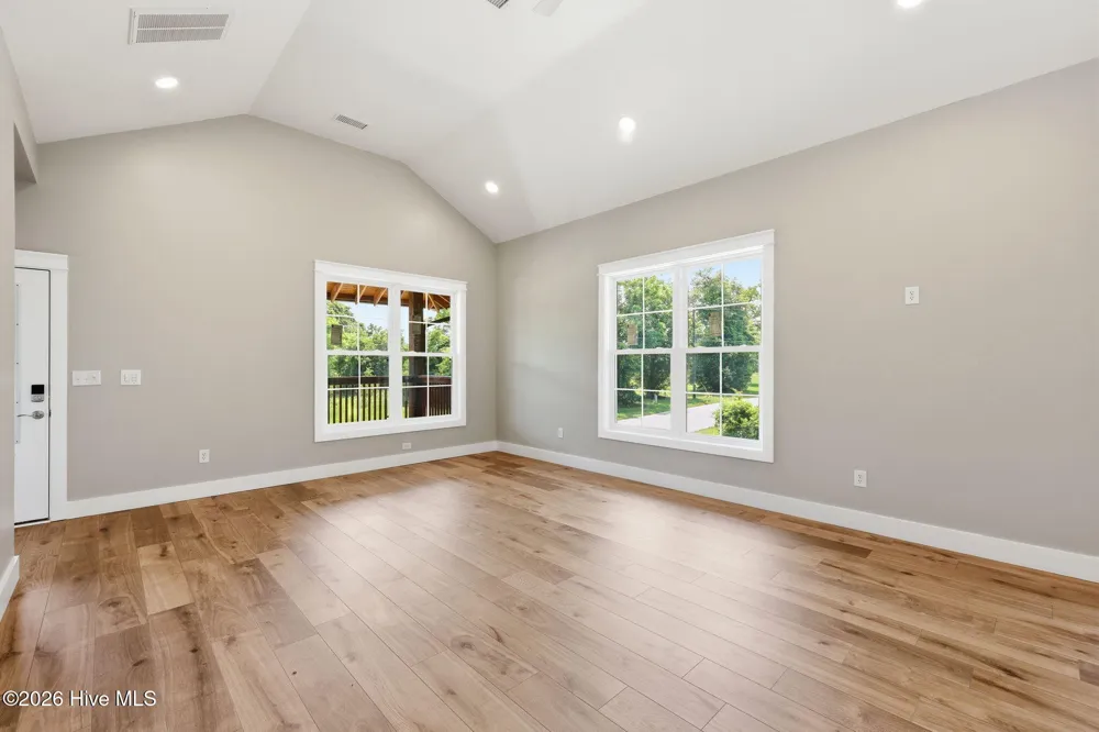 303 E Jones Street Trenton, NC 28585