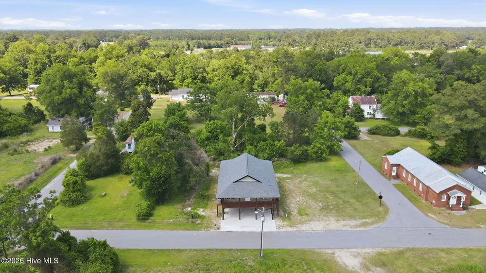 303 E Jones Street Trenton, NC 28585