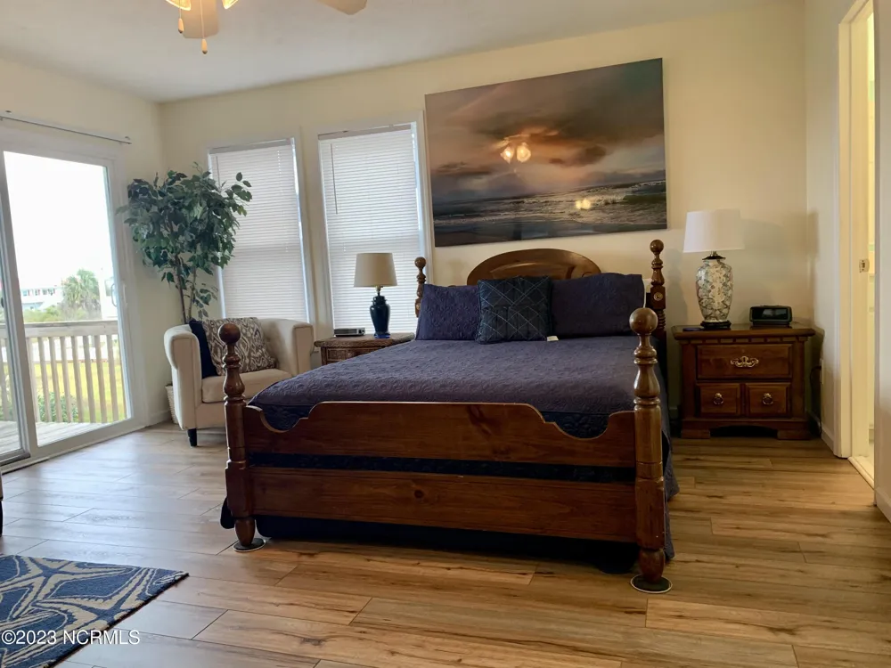 1601 A&B N New River Drive #B Surf City, NC 28445