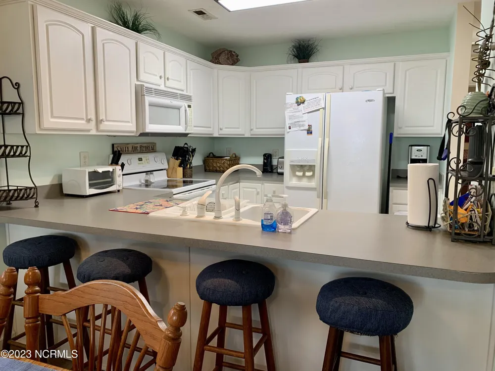 1601 A&B N New River Drive #B Surf City, NC 28445