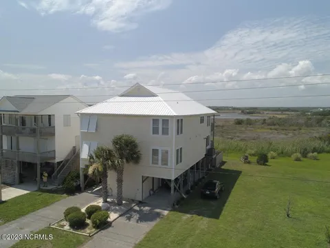 1601 A&B N New River Drive #B