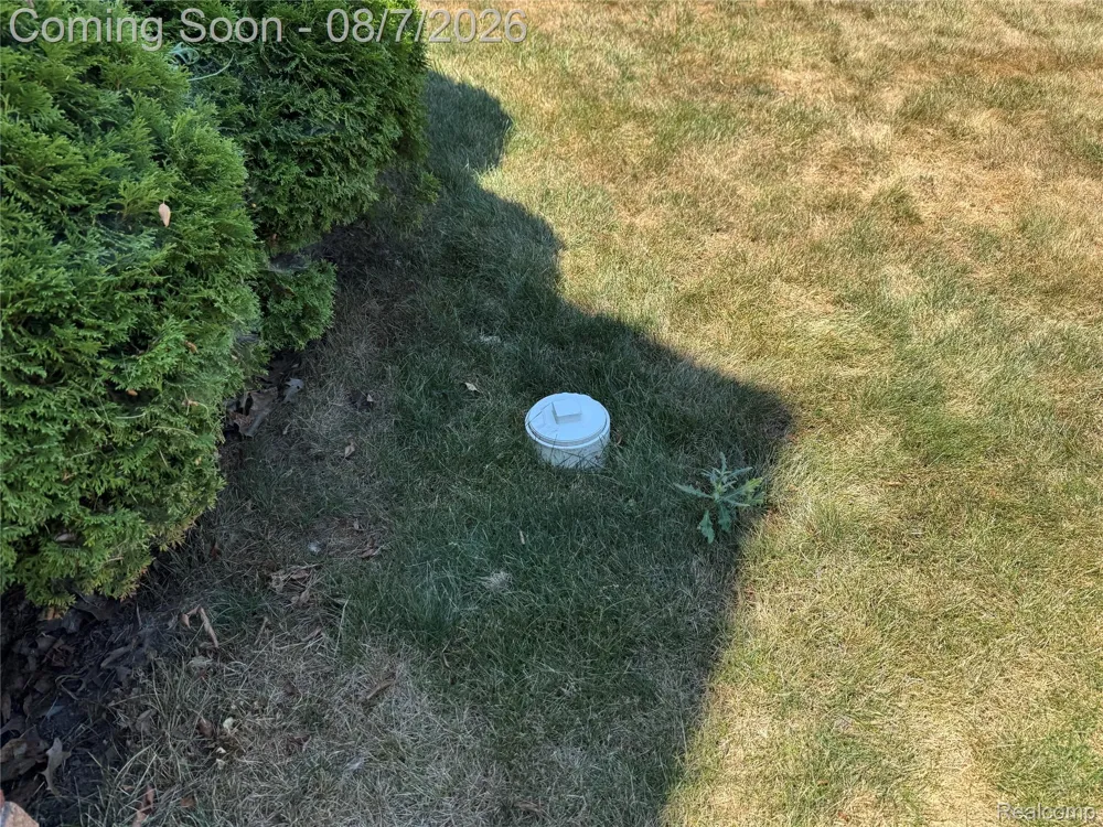 1305 Bedford Road Grosse Pointe Park City, MI 48230