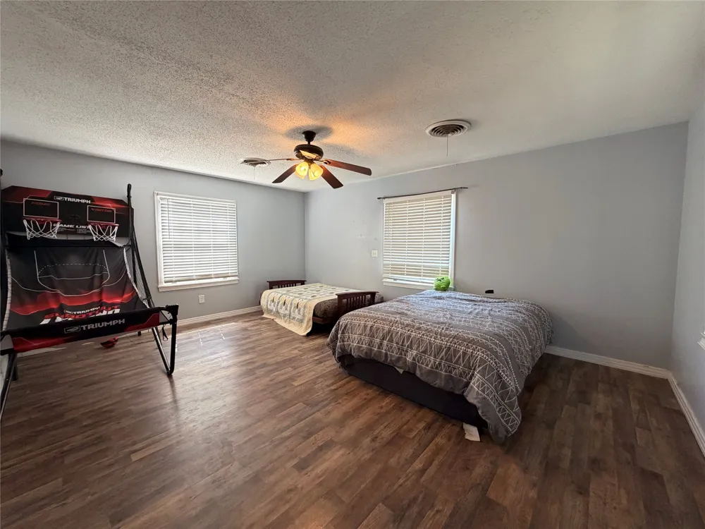 925 6th Street Haskell, TX 79521