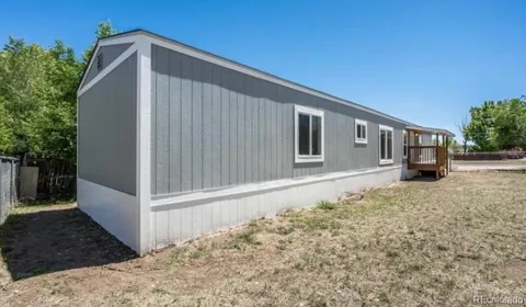 135 E Cellini Drive