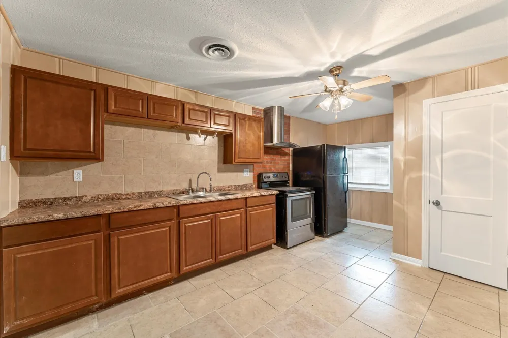 3216 Avenue I #A Rosenberg, TX 77471