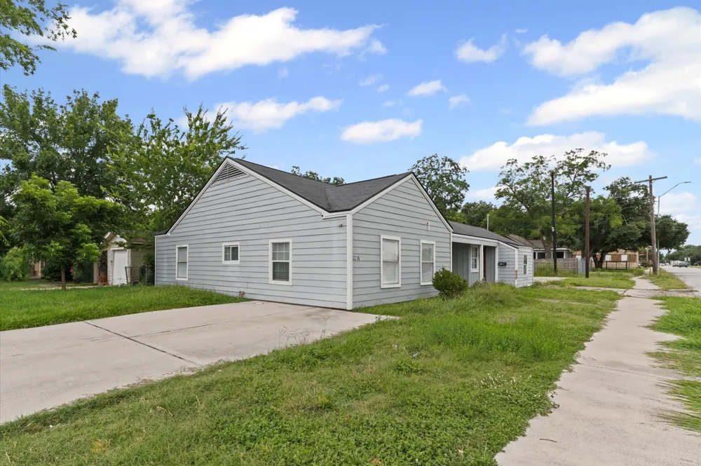 3216 Avenue I #A Rosenberg, TX 77471