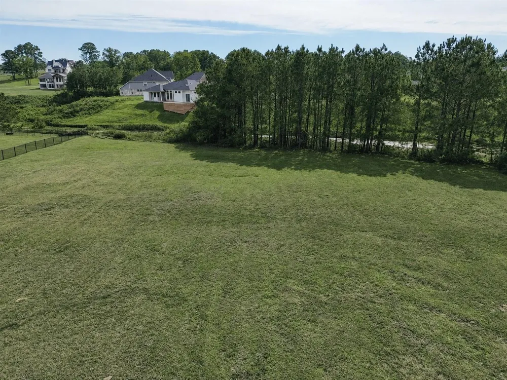 11697 Grand View Drive Montgomery, TX 77356