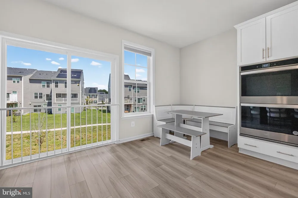 1042 HIGH POINT TRL Laurel, MD 20707