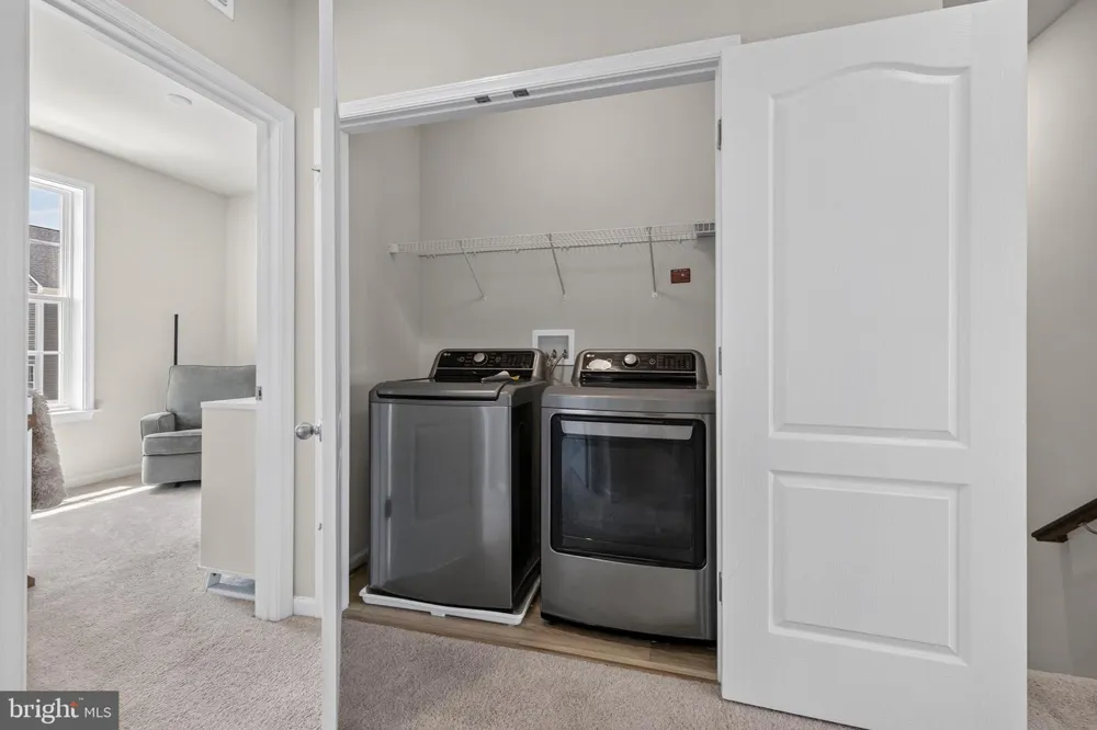 1042 HIGH POINT TRL Laurel, MD 20707