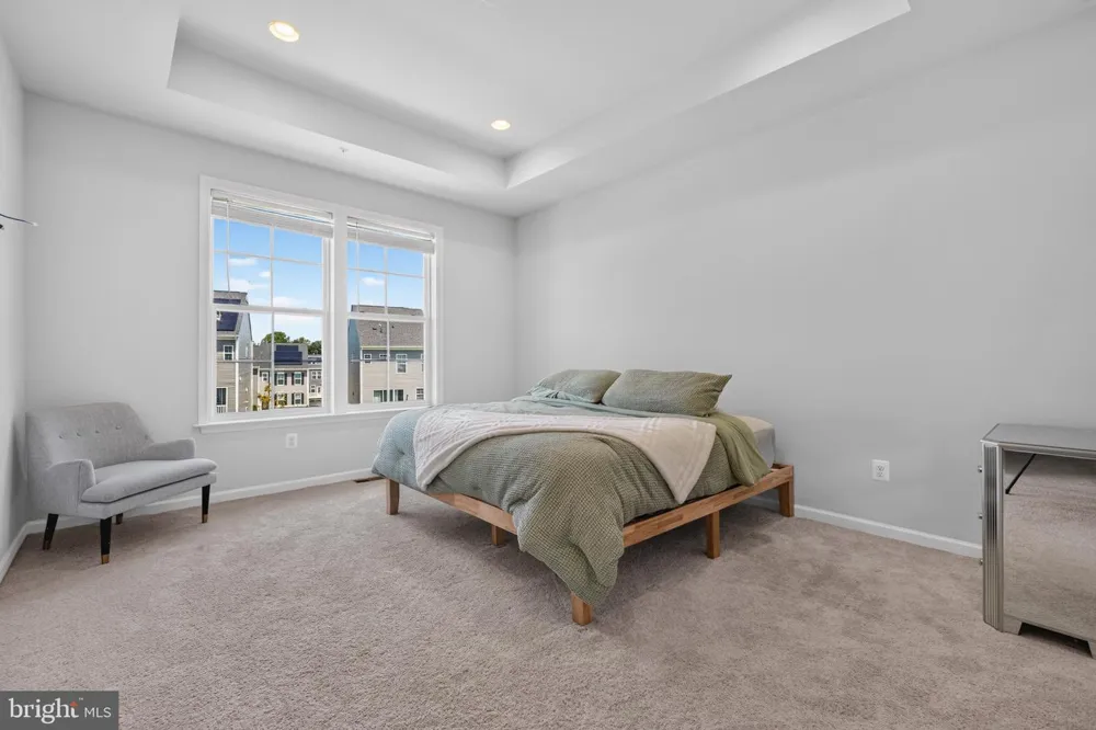 1042 HIGH POINT TRL Laurel, MD 20707