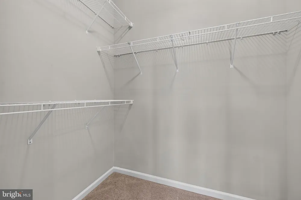 1042 HIGH POINT TRL Laurel, MD 20707
