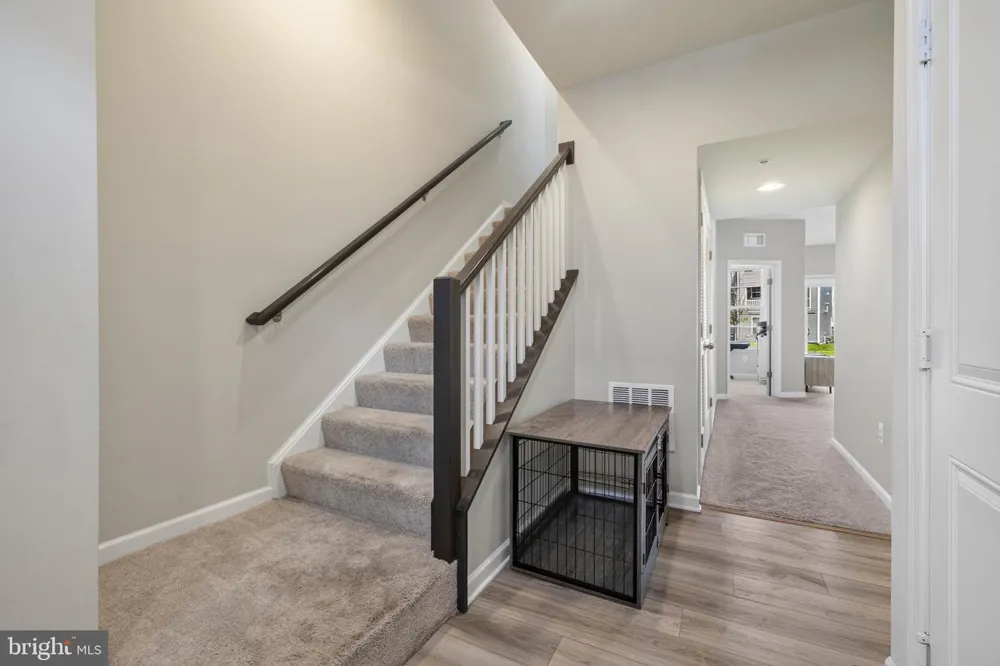 1042 HIGH POINT TRL Laurel, MD 20707