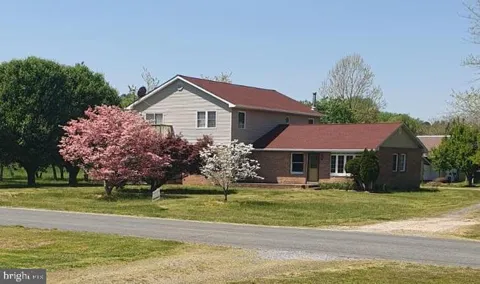 5640 THOMPSONTOWN ROAD
