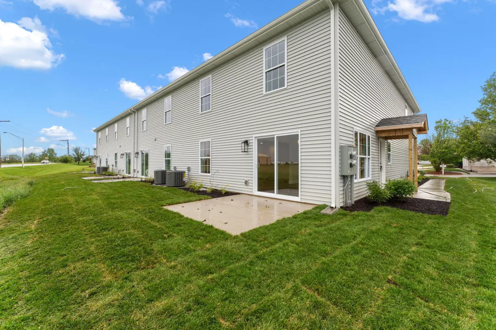 9561 E Luebcke Lane Crown Point, IN 46307