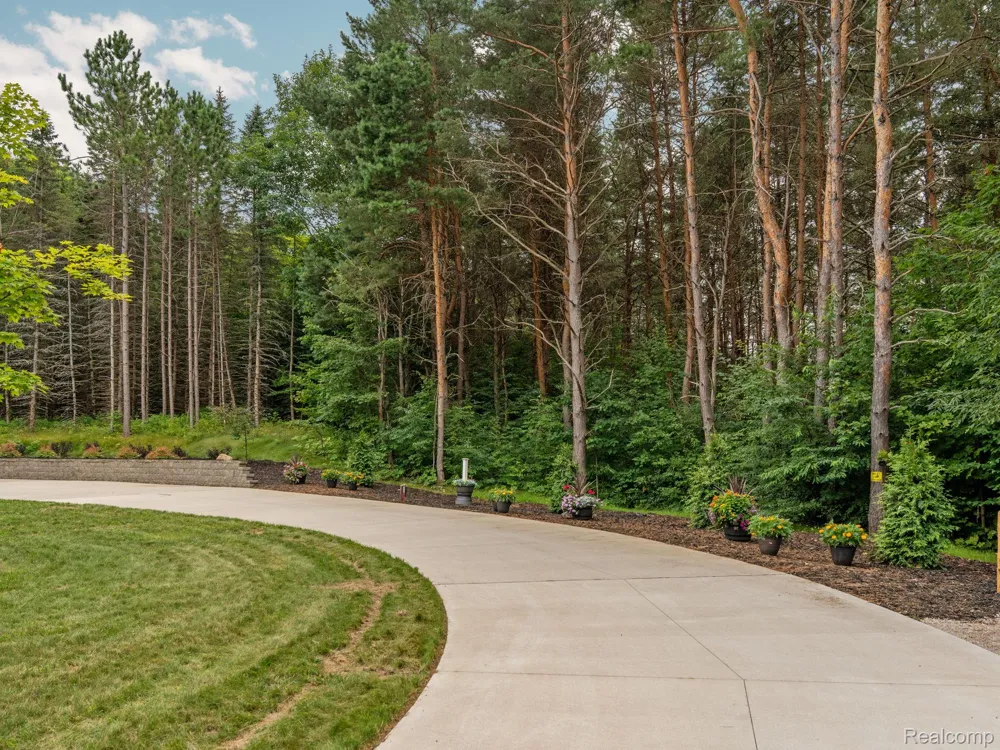 4082 County Road 612 NE Excelsior Township, MI 49646