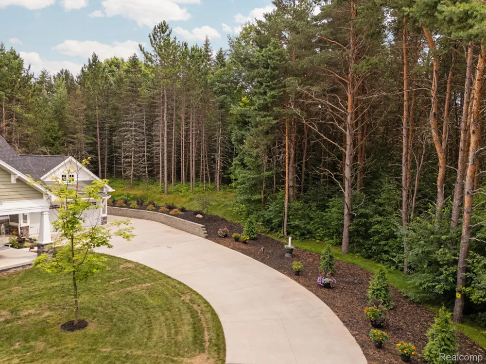4082 County Road 612 NE Excelsior Township, MI 49646
