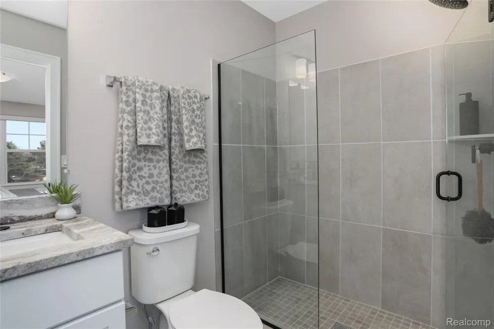 30037 Center Street #20 Lyon Charter Township, MI 48165