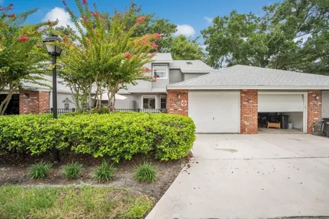 604 CHESTNUT OAK CIRCLE #106
