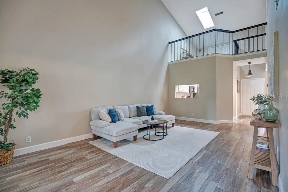 604 CHESTNUT OAK CIRCLE #106 Altamonte Springs, FL 32701