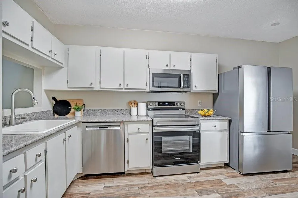 604 CHESTNUT OAK CIRCLE #106 Altamonte Springs, FL 32701