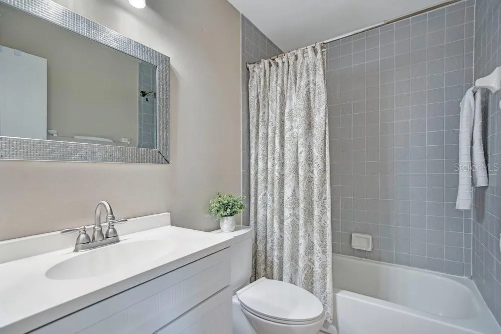 604 CHESTNUT OAK CIRCLE #106 Altamonte Springs, FL 32701