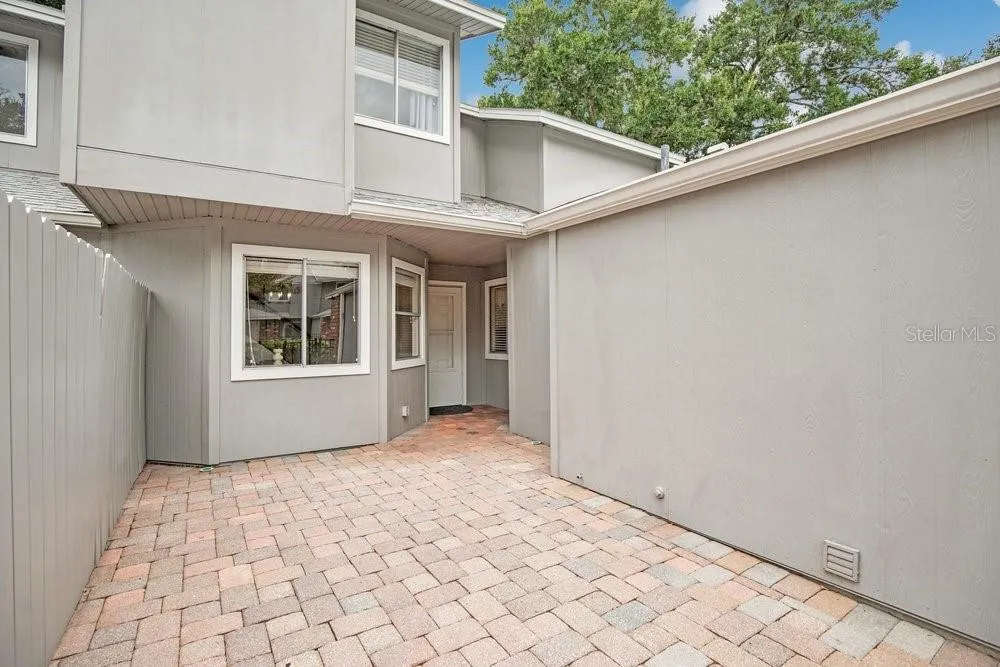 604 CHESTNUT OAK CIRCLE #106 Altamonte Springs, FL 32701