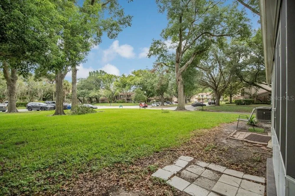 604 CHESTNUT OAK CIRCLE #106 Altamonte Springs, FL 32701