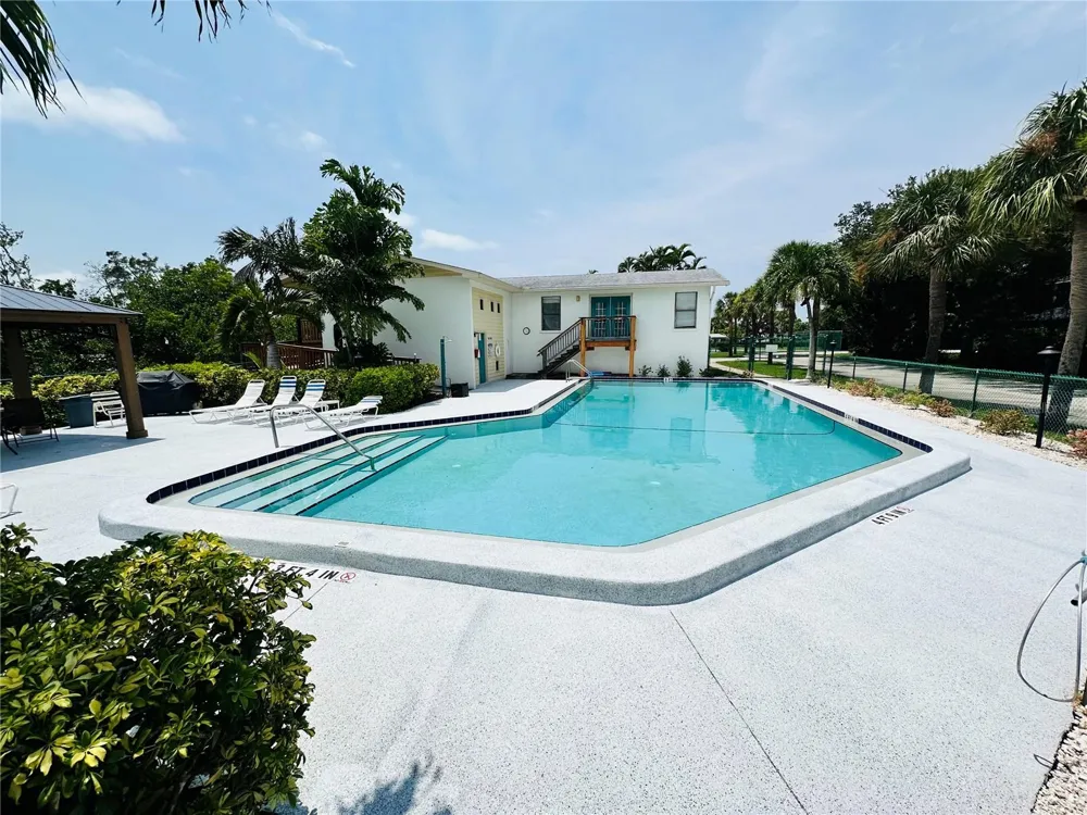 4212 126TH STREET W #407 Cortez, FL 34215