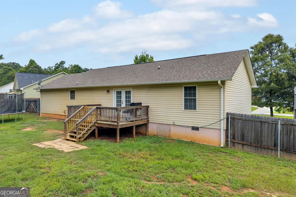 423 N Point CIR Hartwell, GA 30643